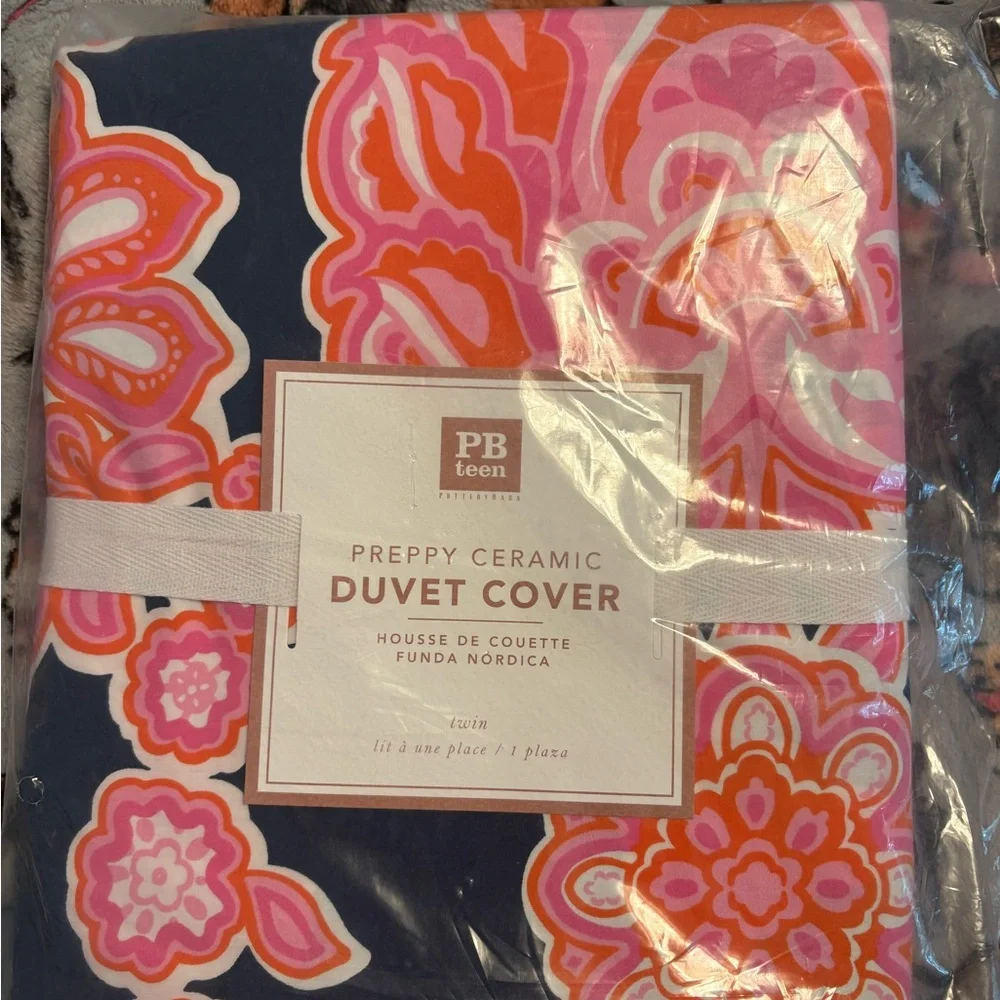 Pottery Barn Teen Preppy Ceramic Duvet Cover - Pink and Orange Floral